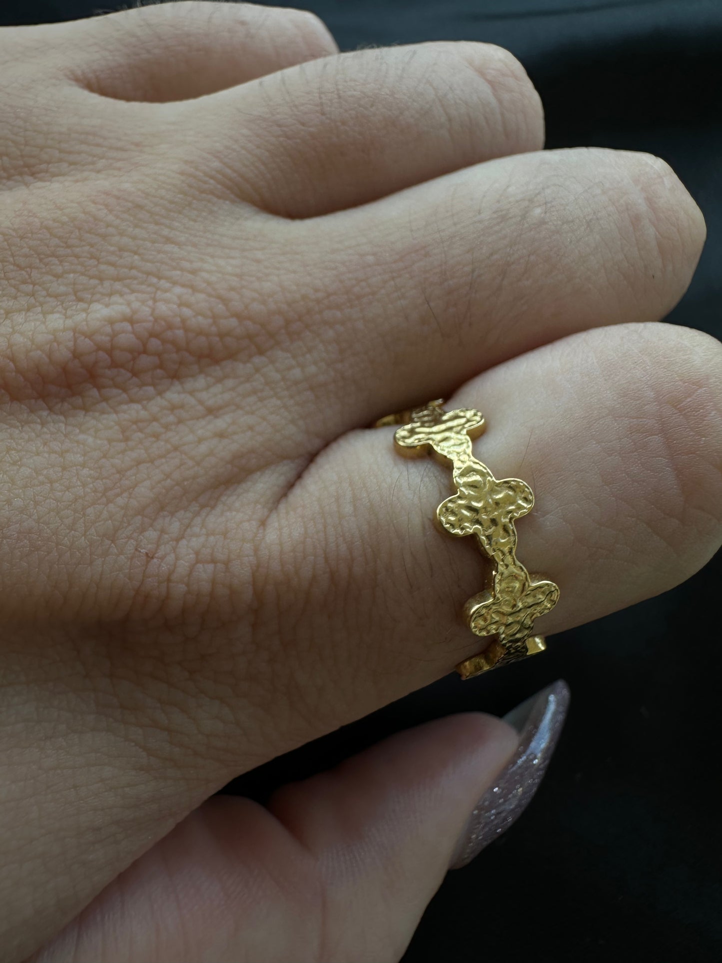 CLOVER RING