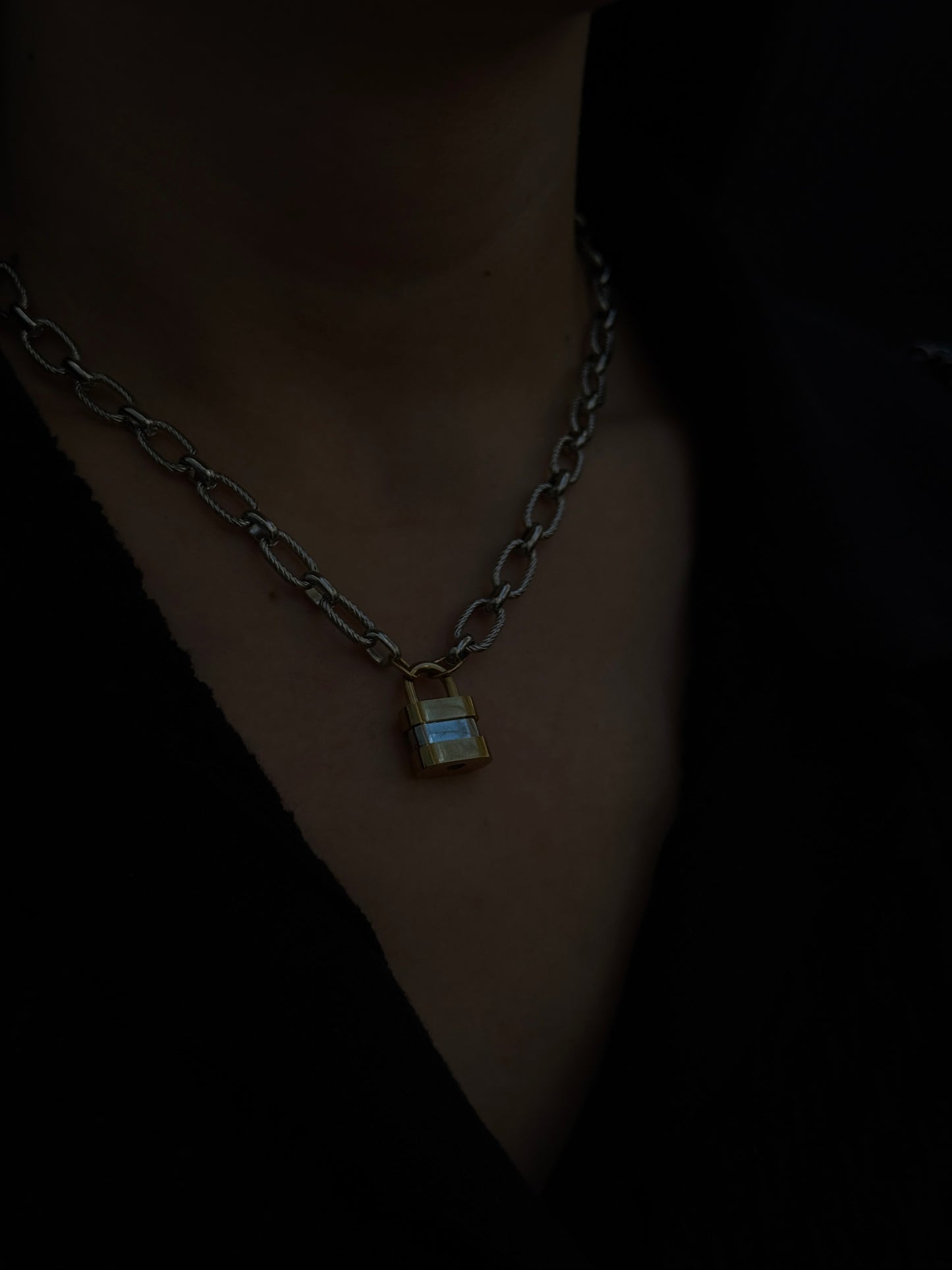 PADLOCK DAVID NECKLACE