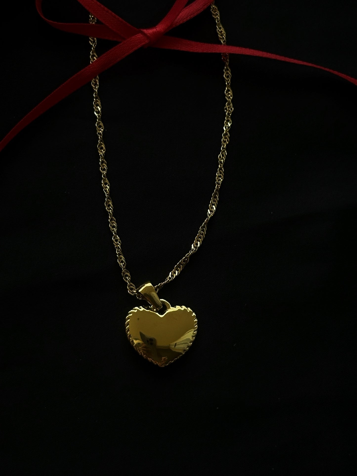 ANGEL NECKLACE