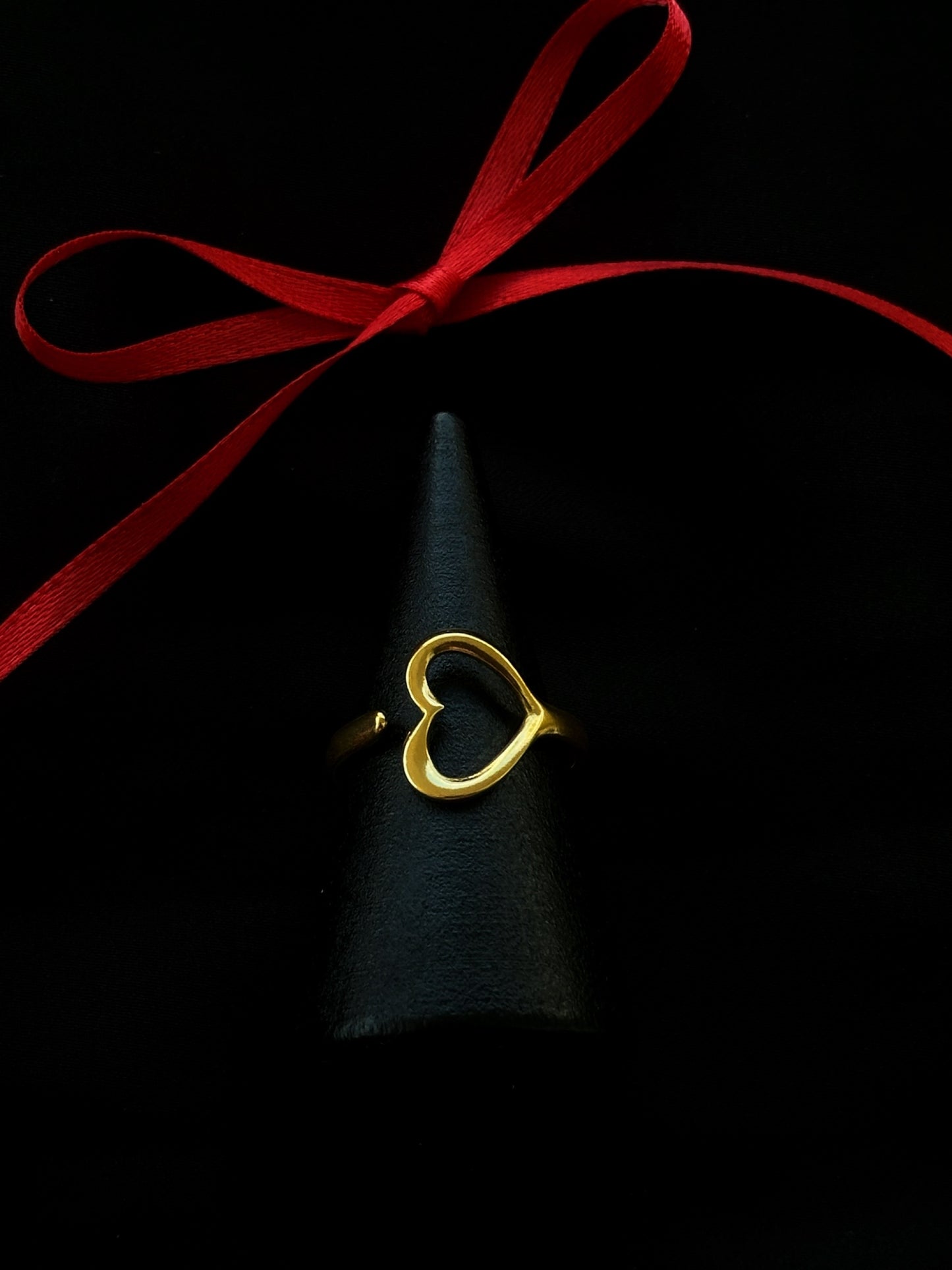 AMORE RING