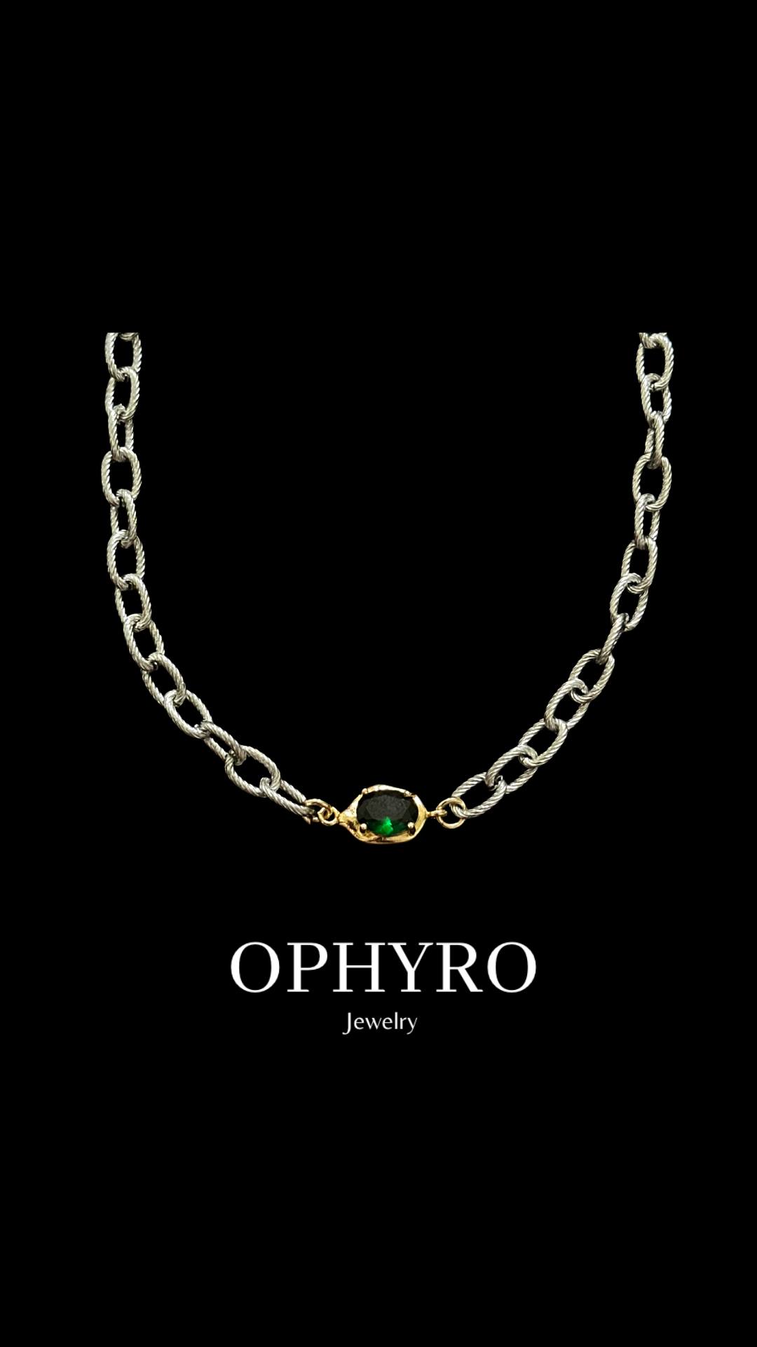 ODETTE GREEN NECKLACE