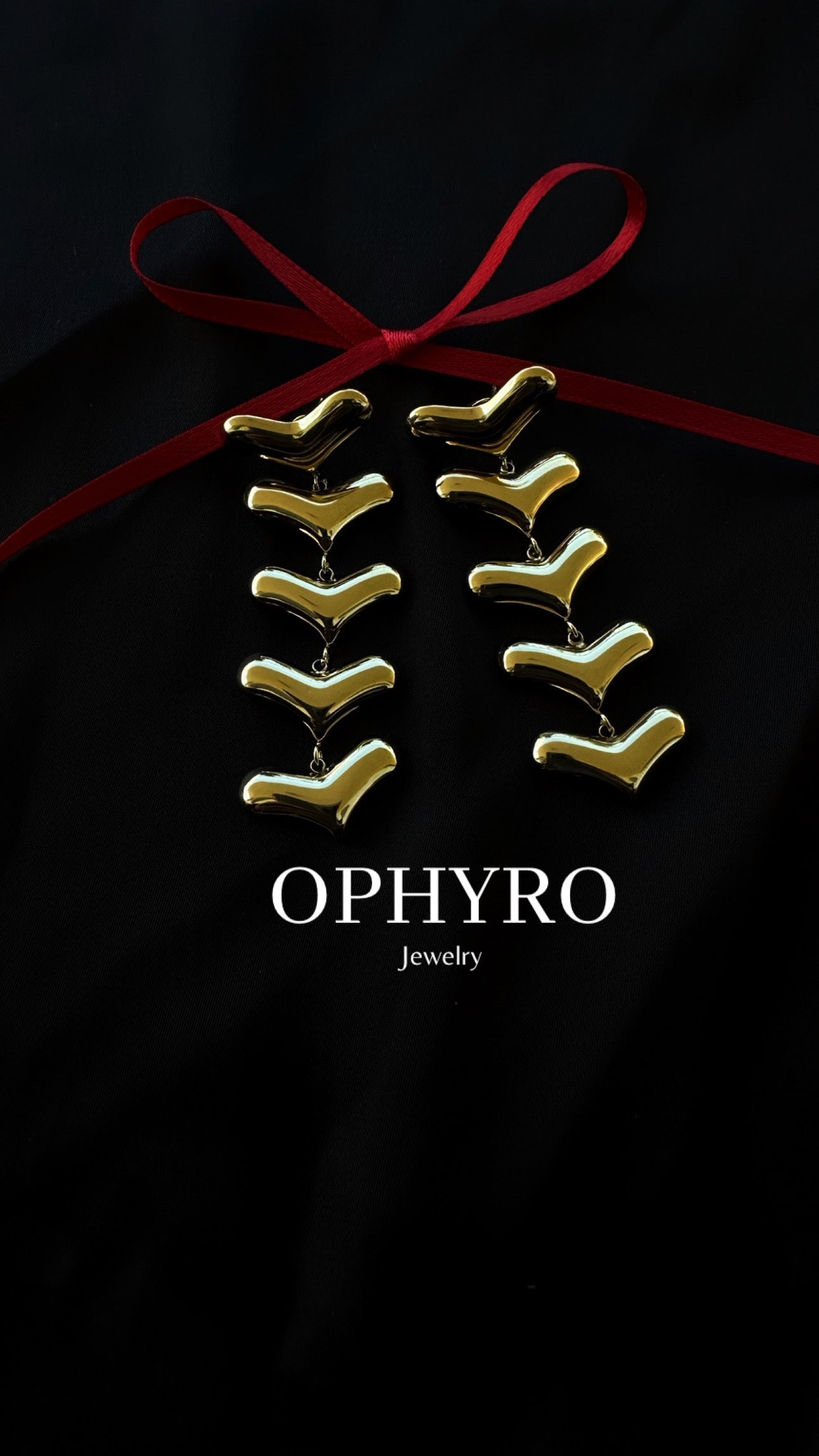 SOPHIE EARRINGS