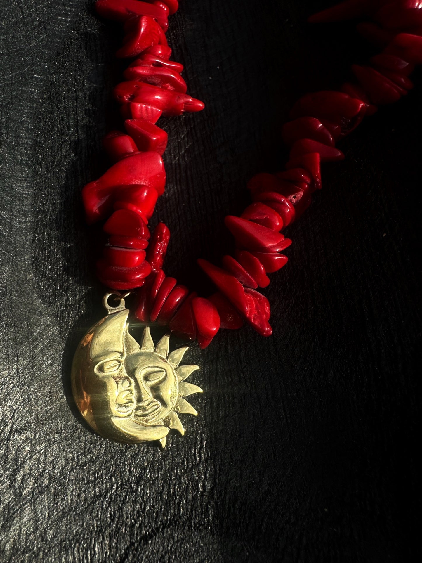 SUNLIGHT NECKLACE