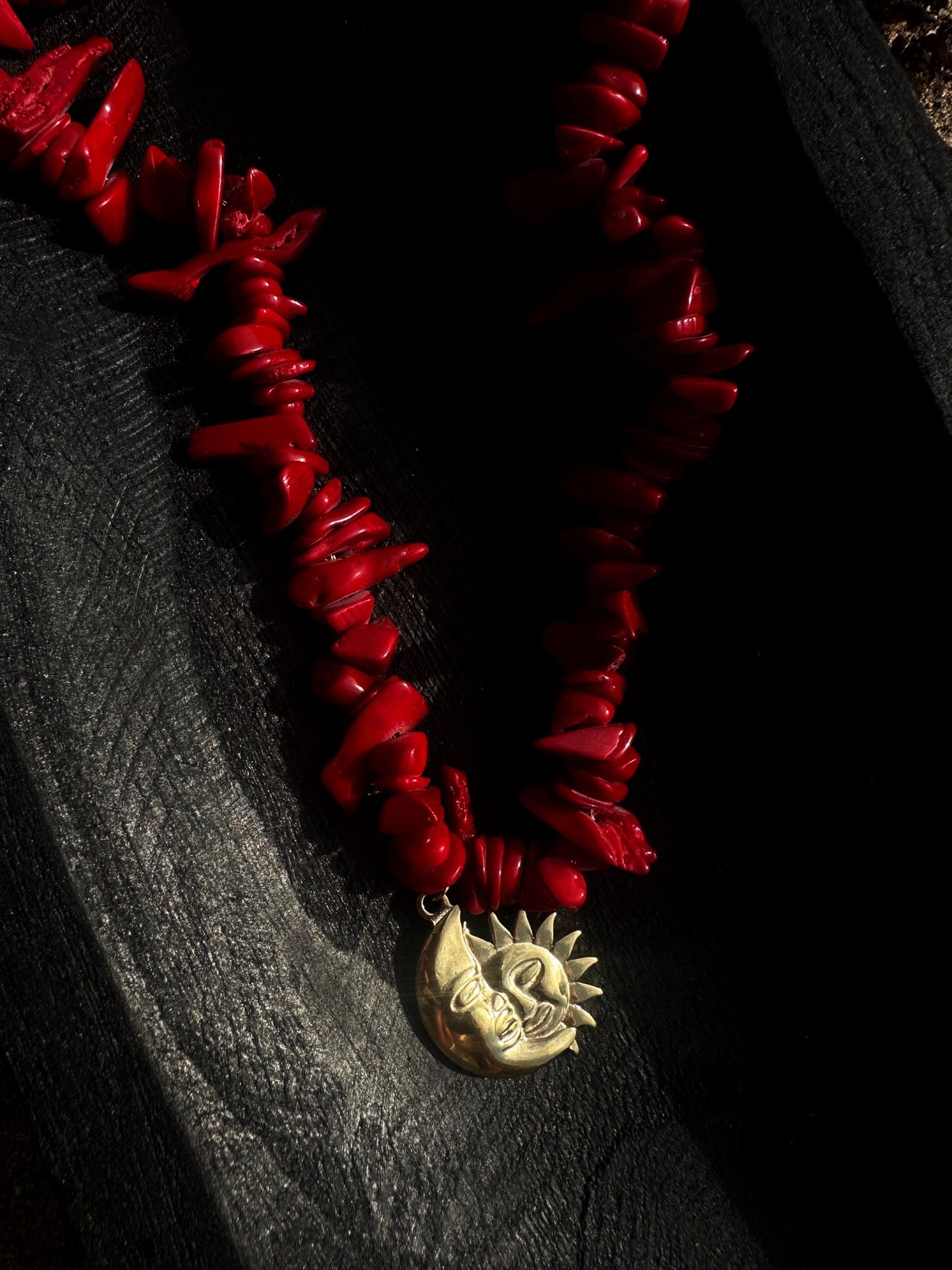 SUNLIGHT NECKLACE