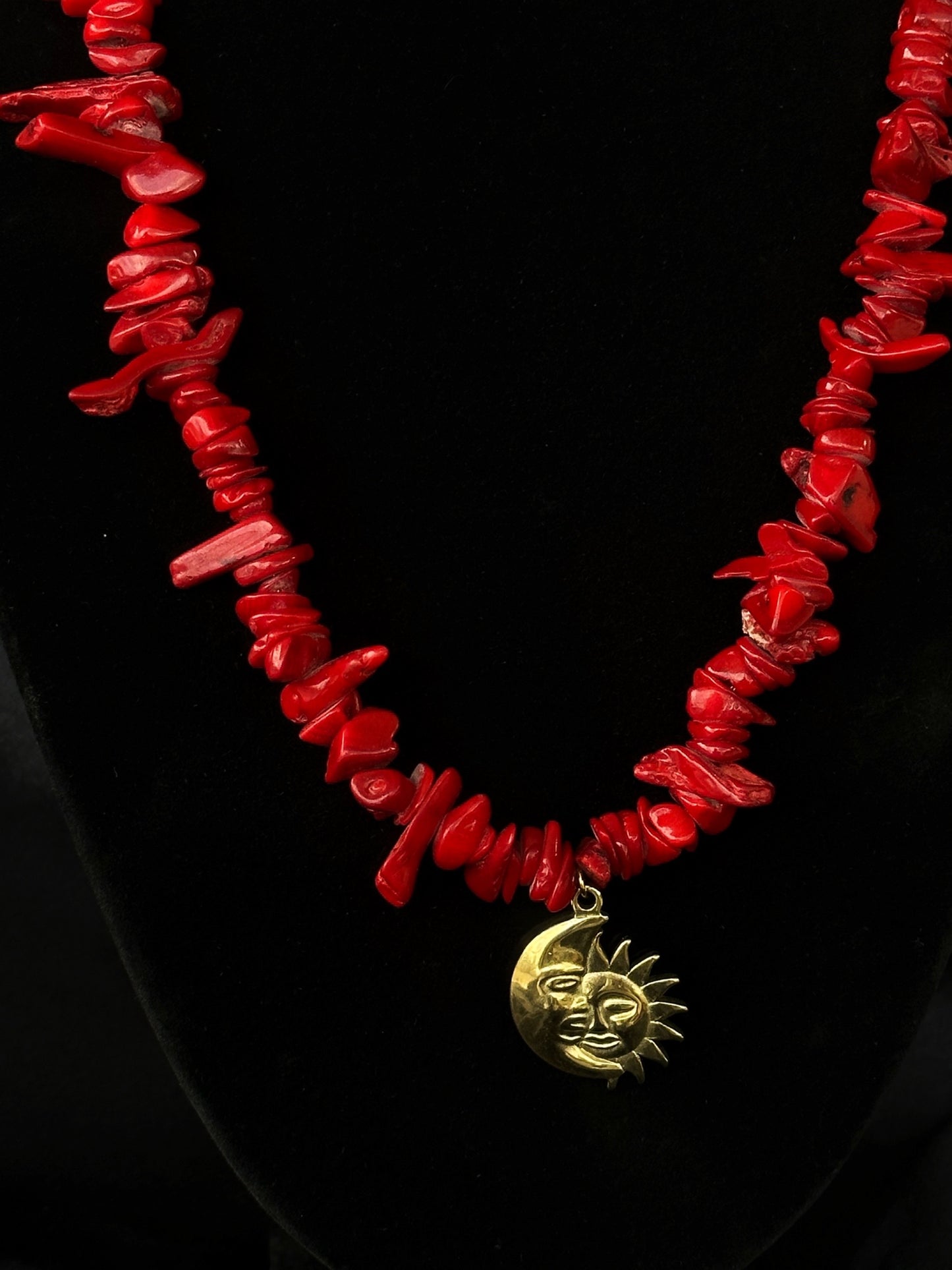 SUNLIGHT NECKLACE