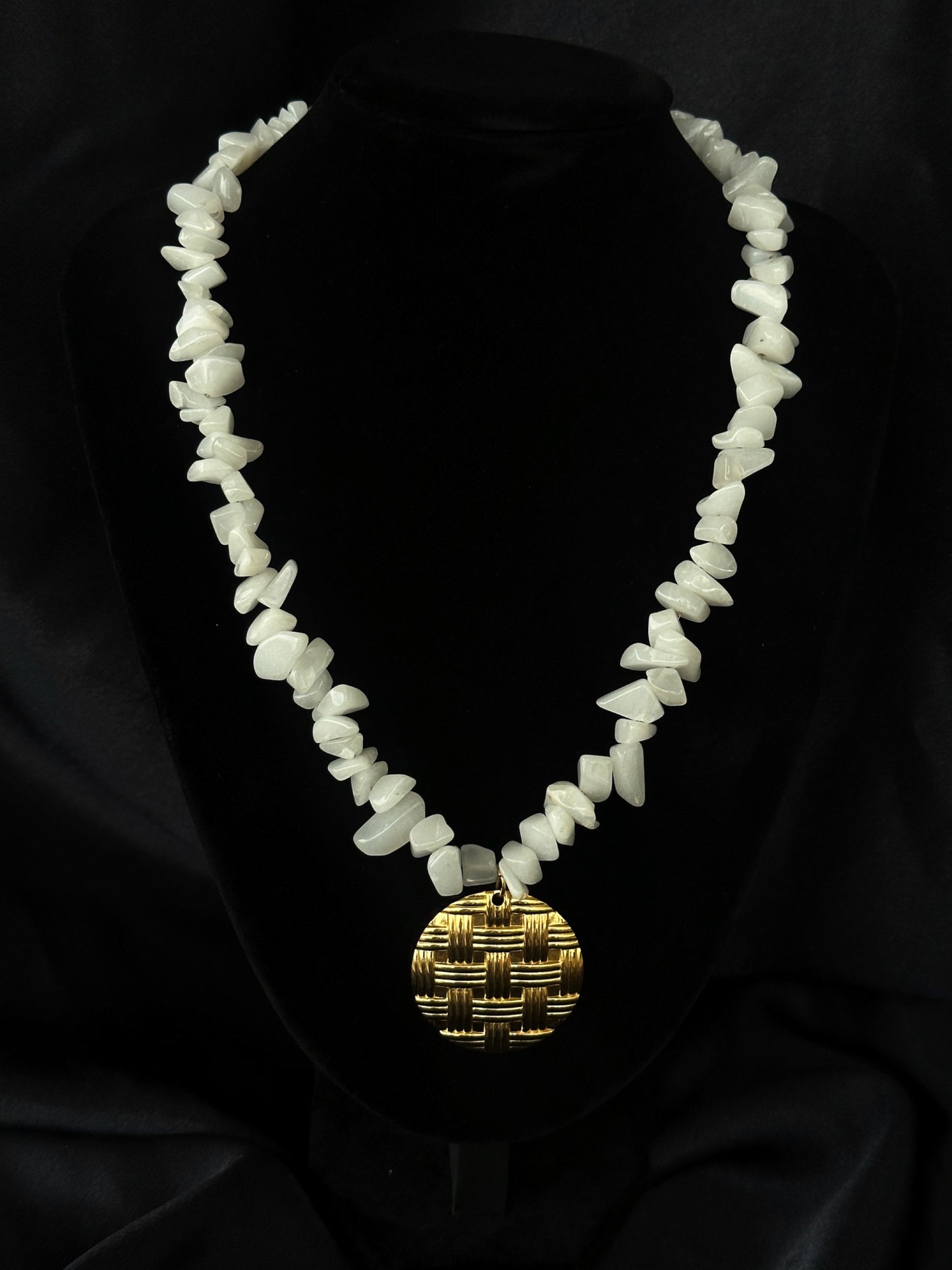 GRETA NECKLACE