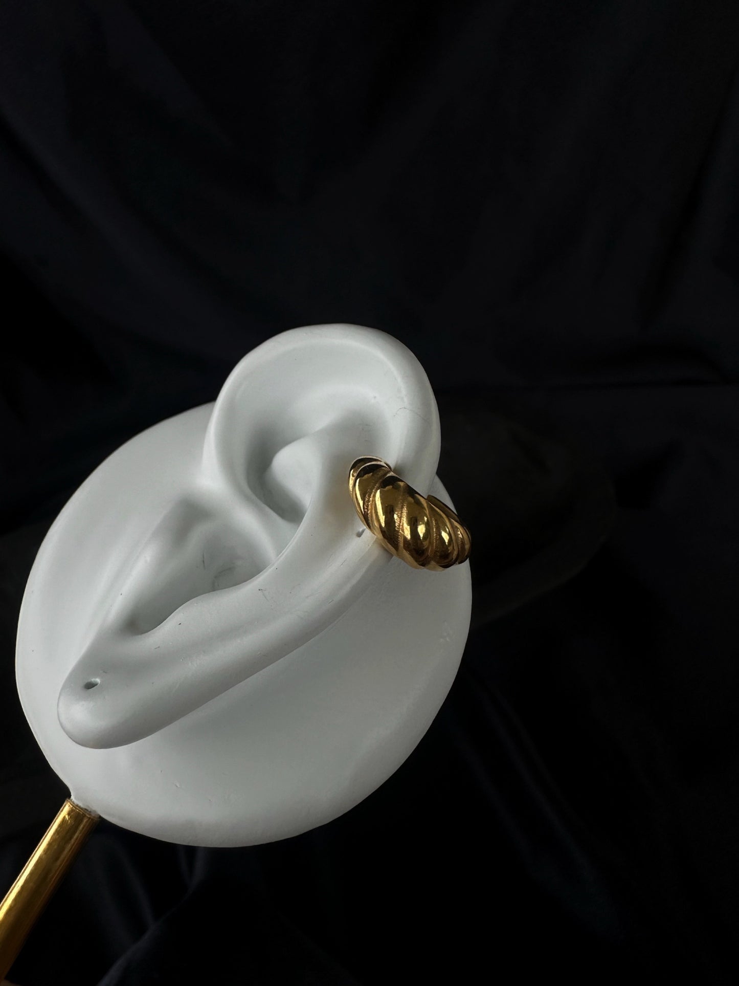 PAO EARCUFF