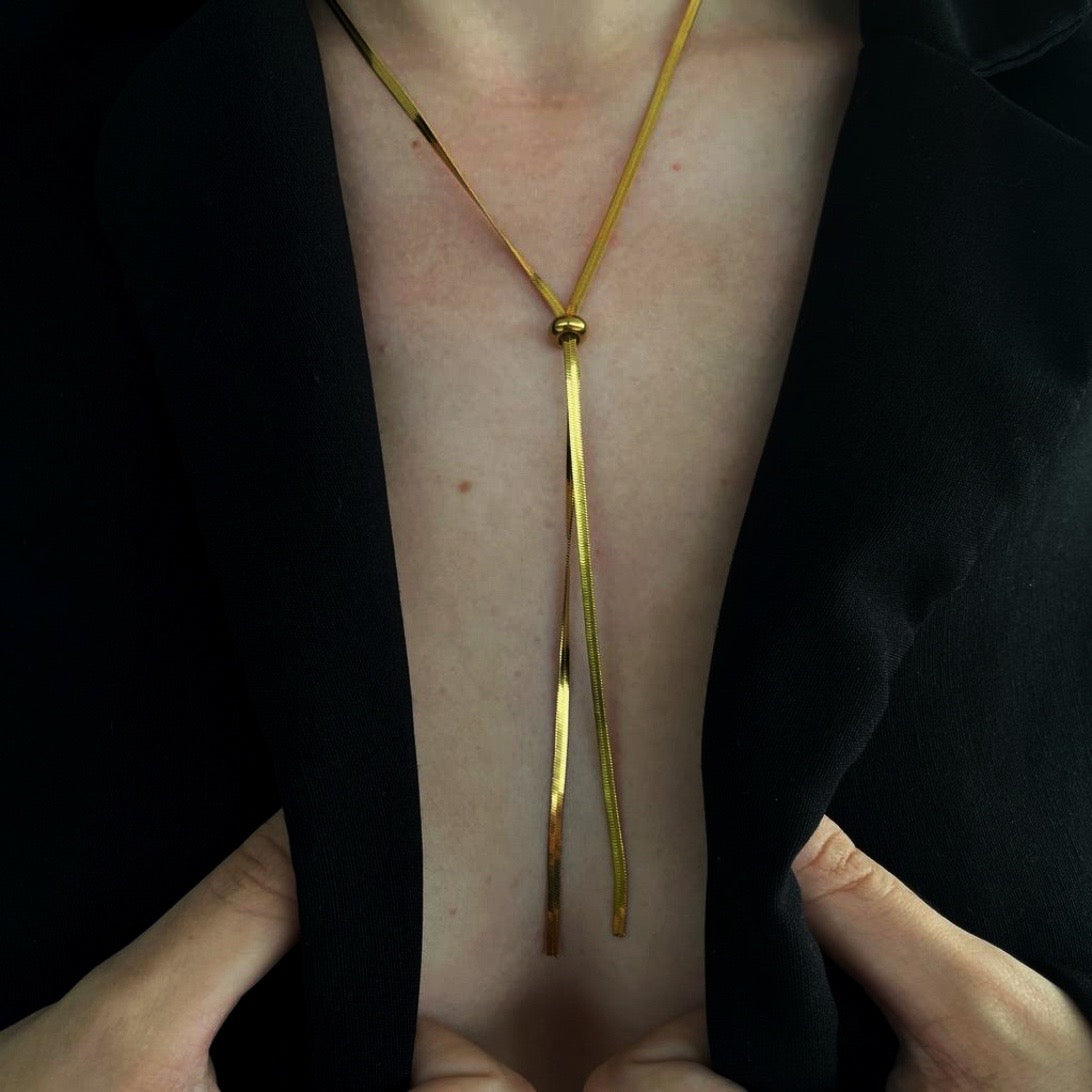 LARA NECKLACE