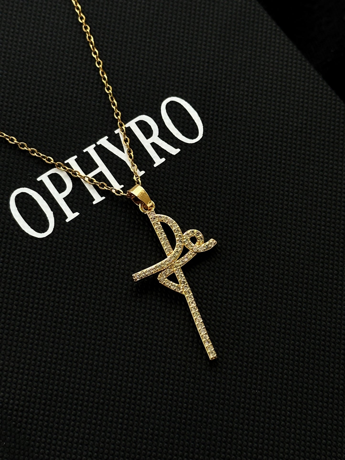 FE NECKLACE