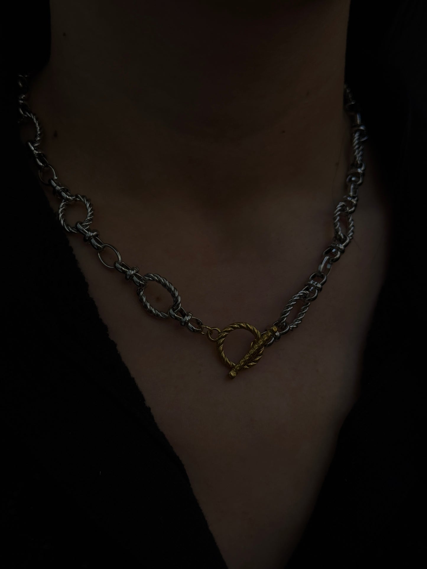 AGNES NECKLACE