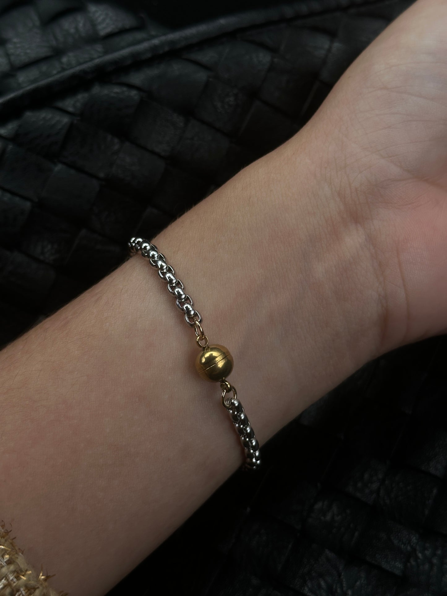 BLACK CLOVER BRACELET