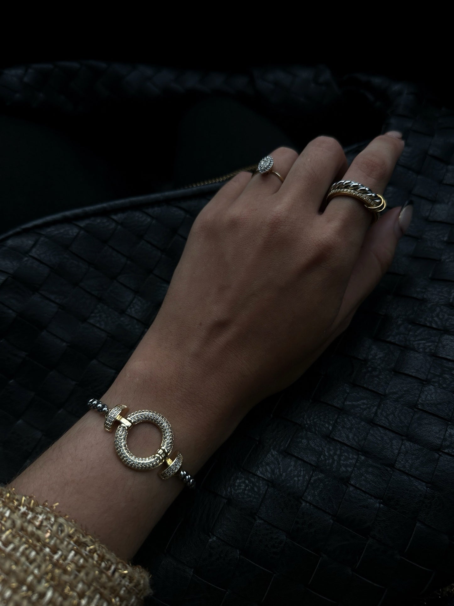 SHIMER PAU BRACELET