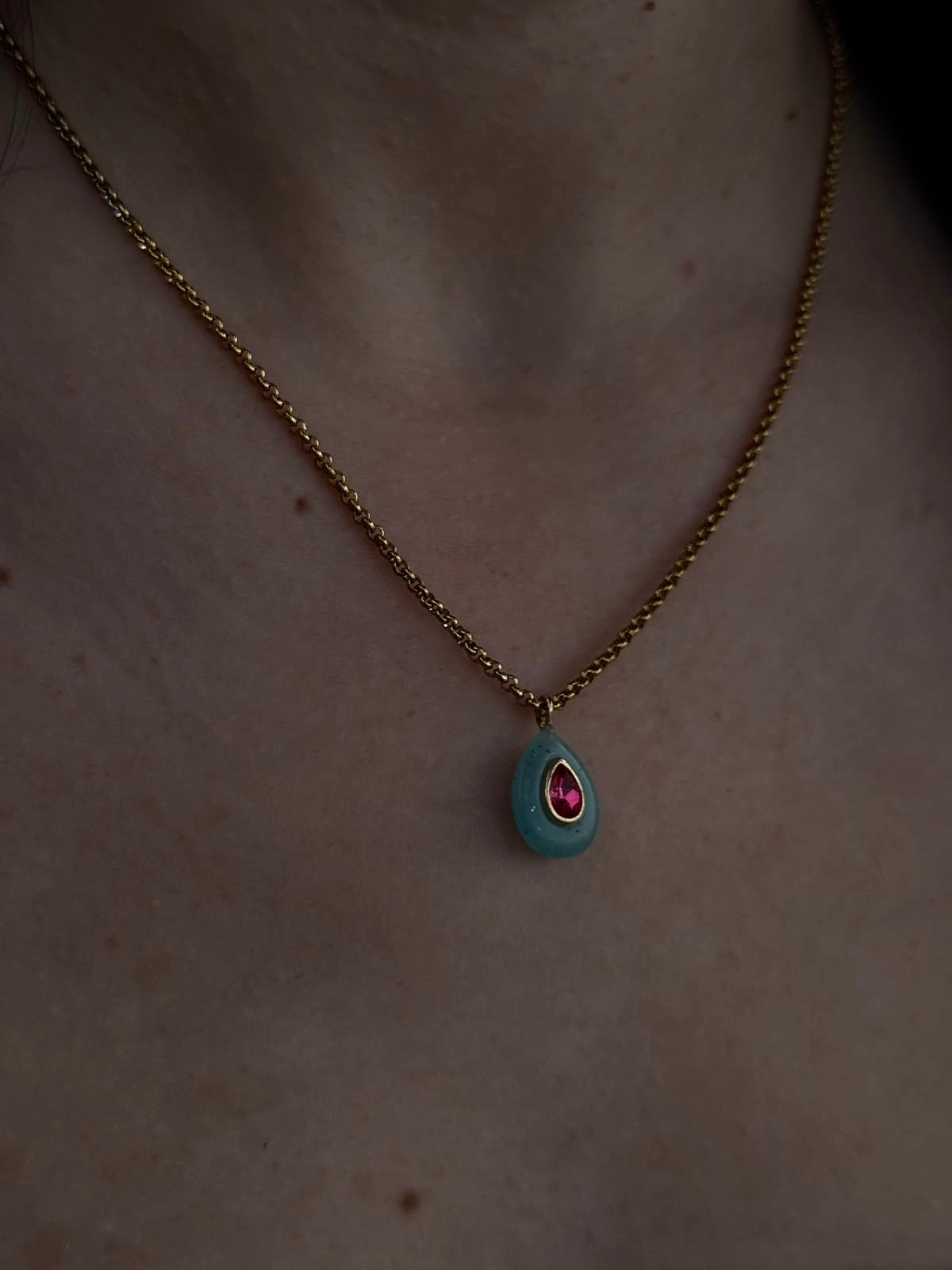 OASIS NECKLACE