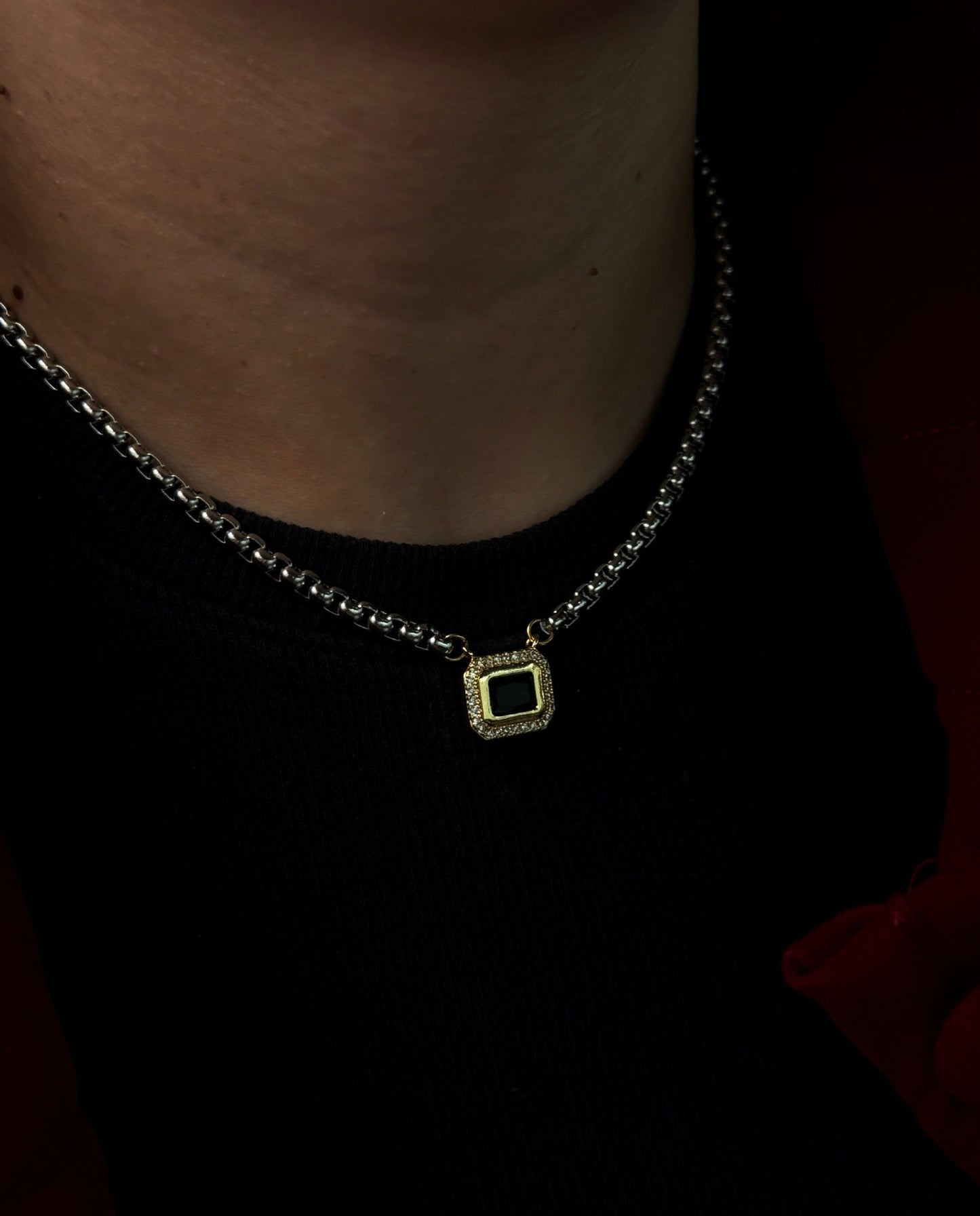 ESMERALDA NECKLACE