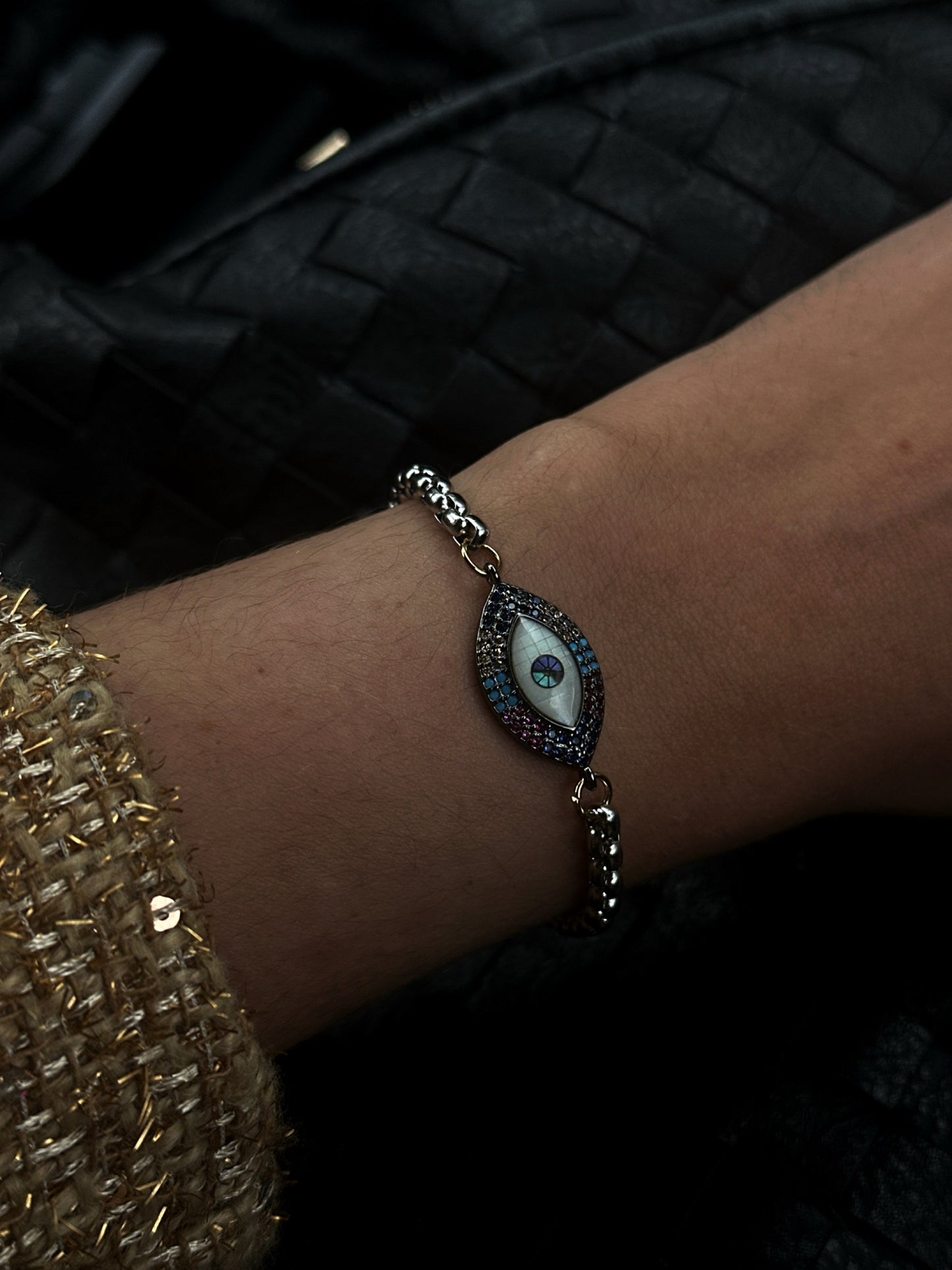 BlACK EYE BRACELET