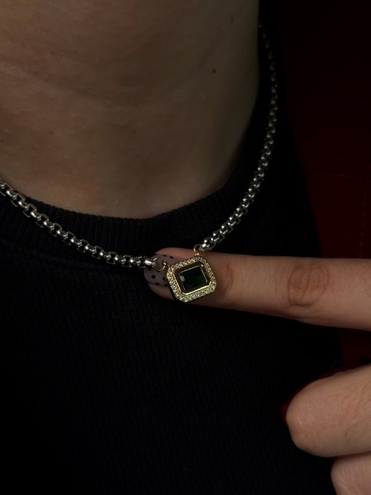 ESMERALDA NECKLACE