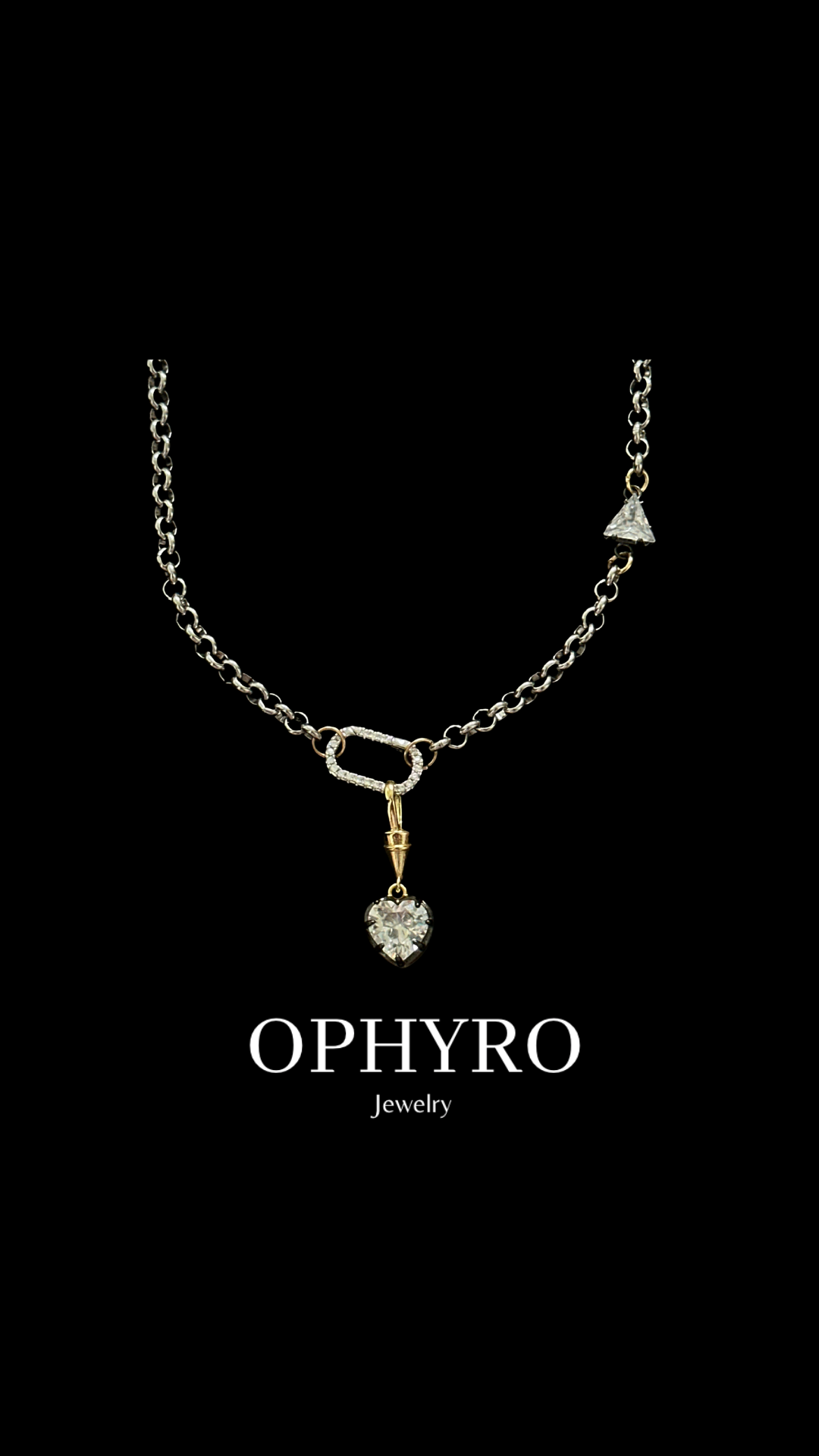 ZELIÉ HEART NECKLACE