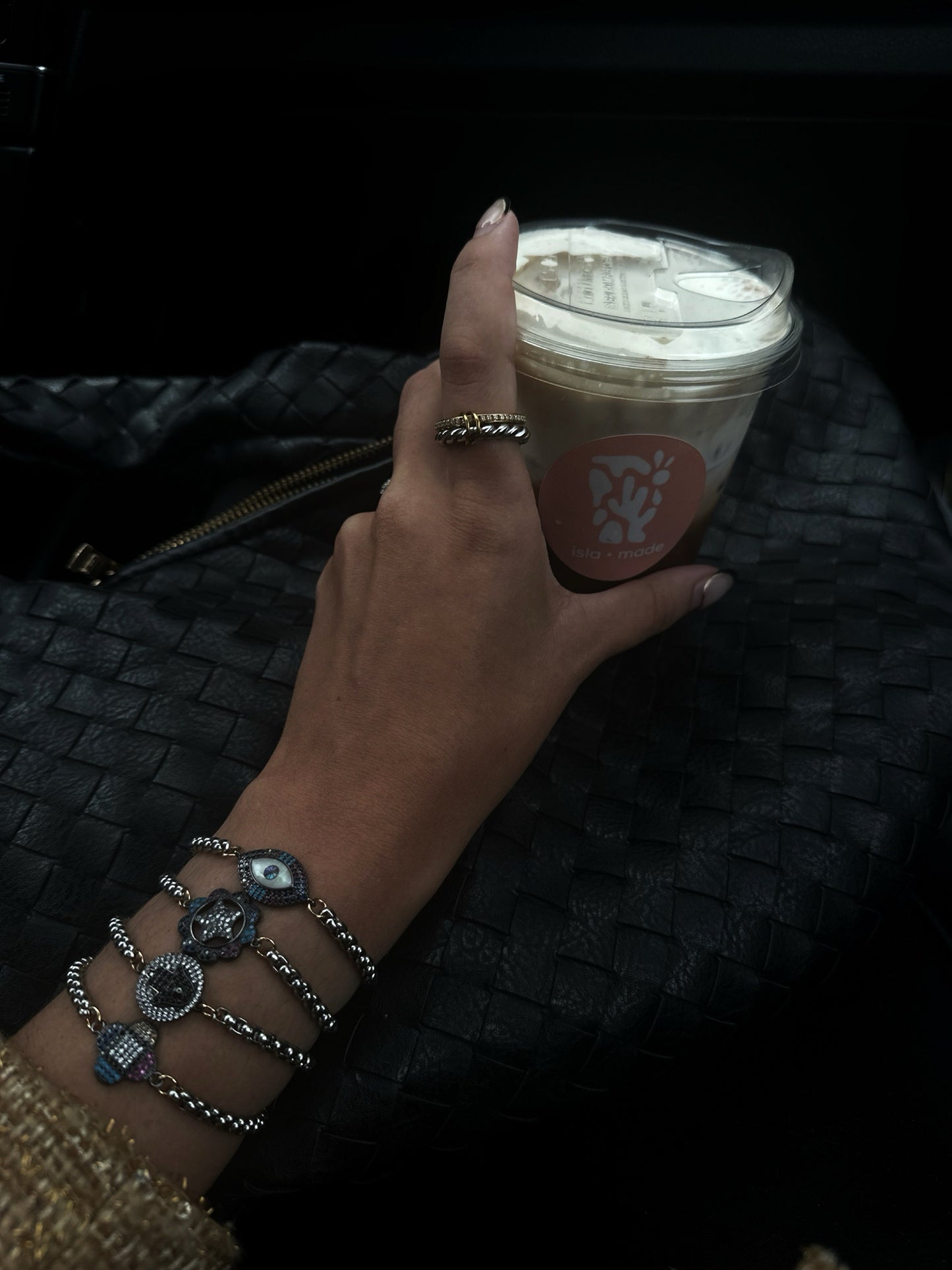 BLACK STAR BRACELET