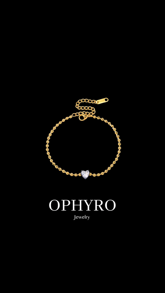 SCARLET HEART CUT BRACELET