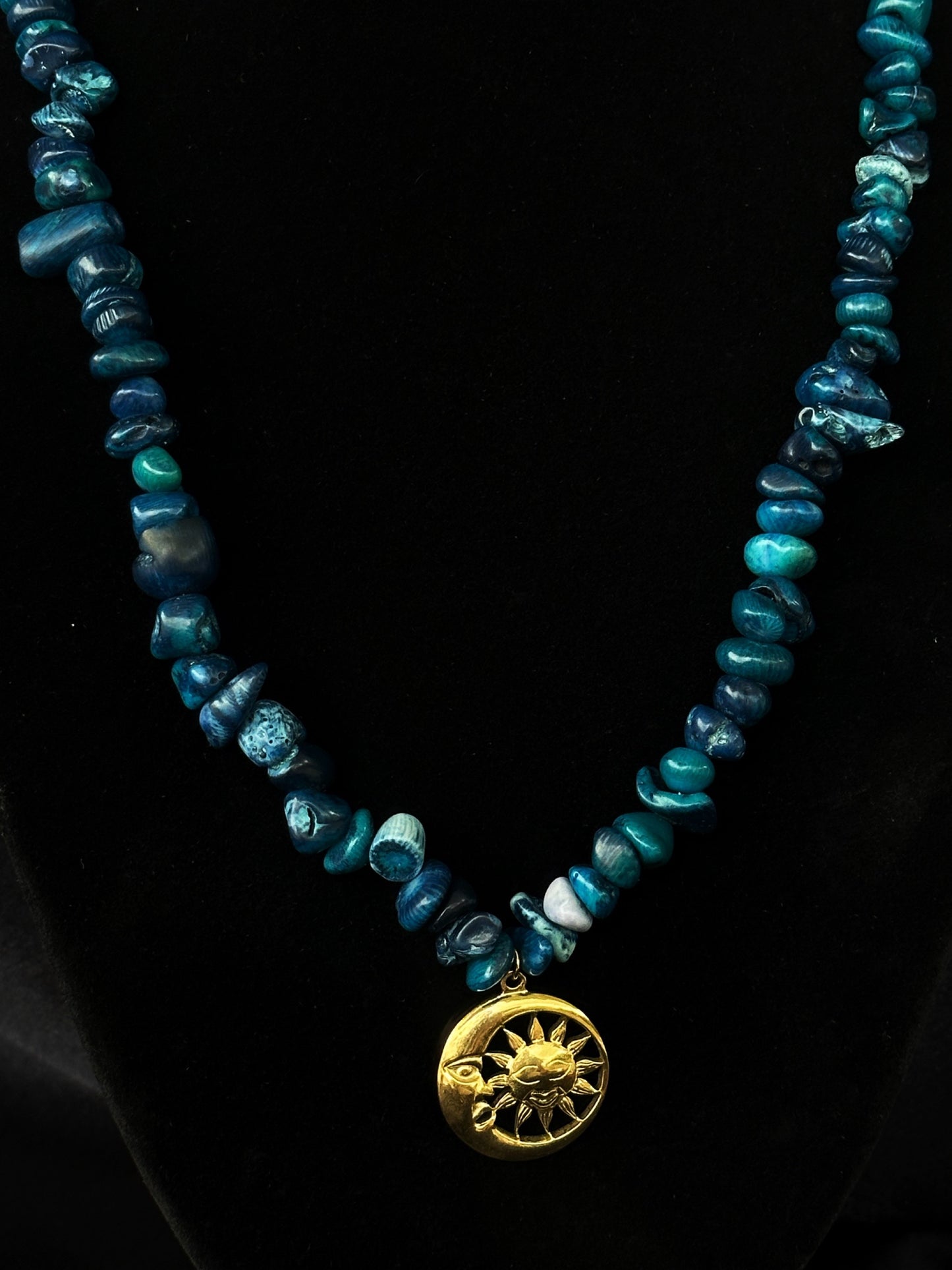 MOONLIGHT NECKLACE