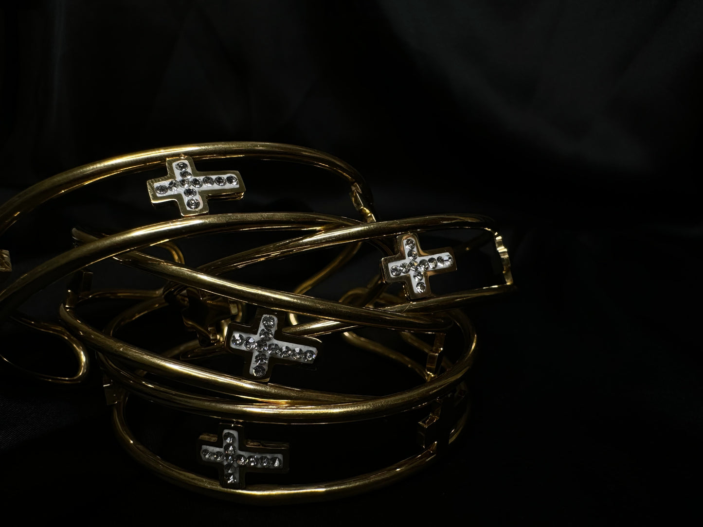 CRUZ BRACELETS